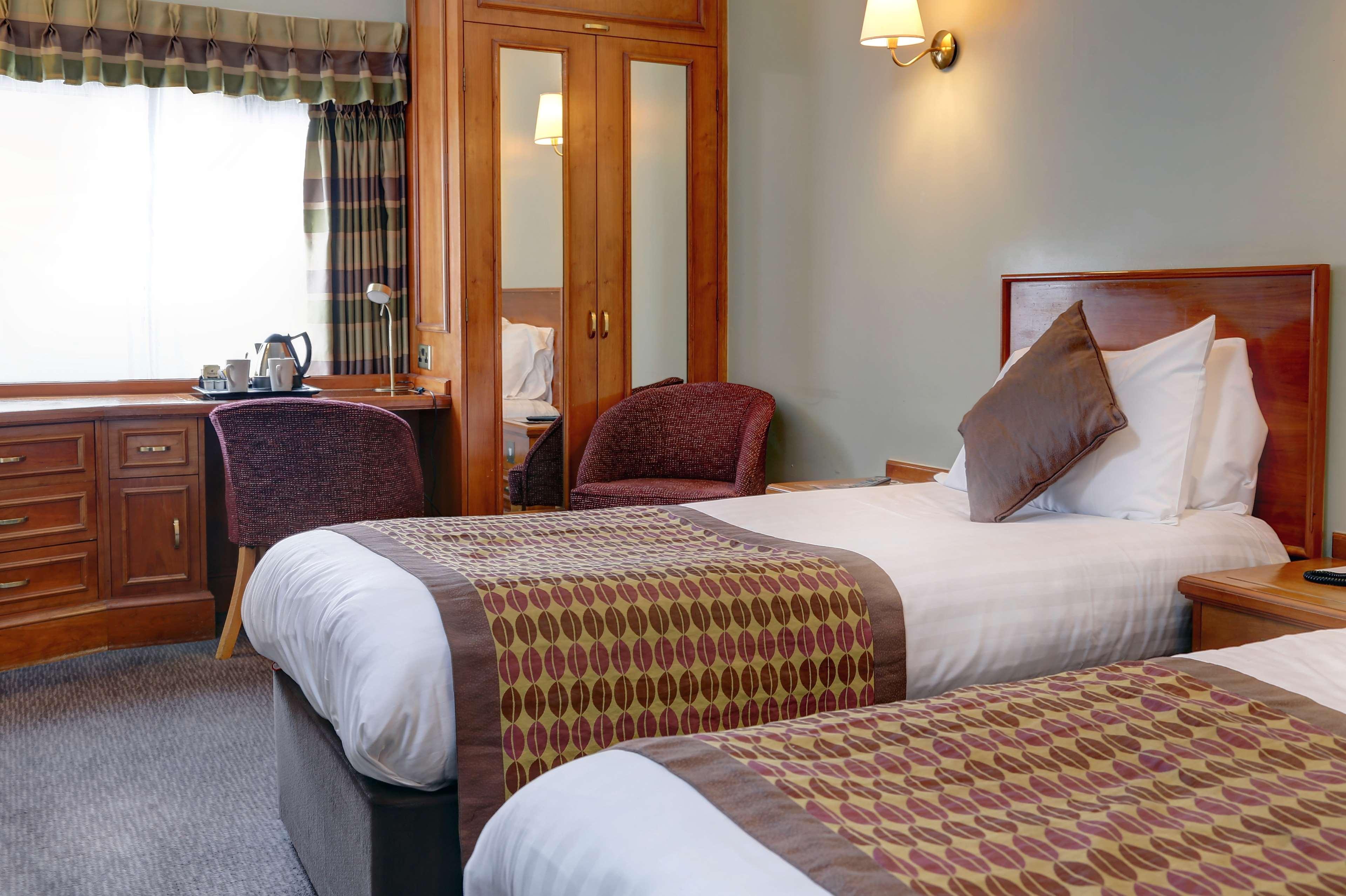 Best Western Plus Pinewood Manchester Airport-Wilmslow Hotel Ngoại thất bức ảnh