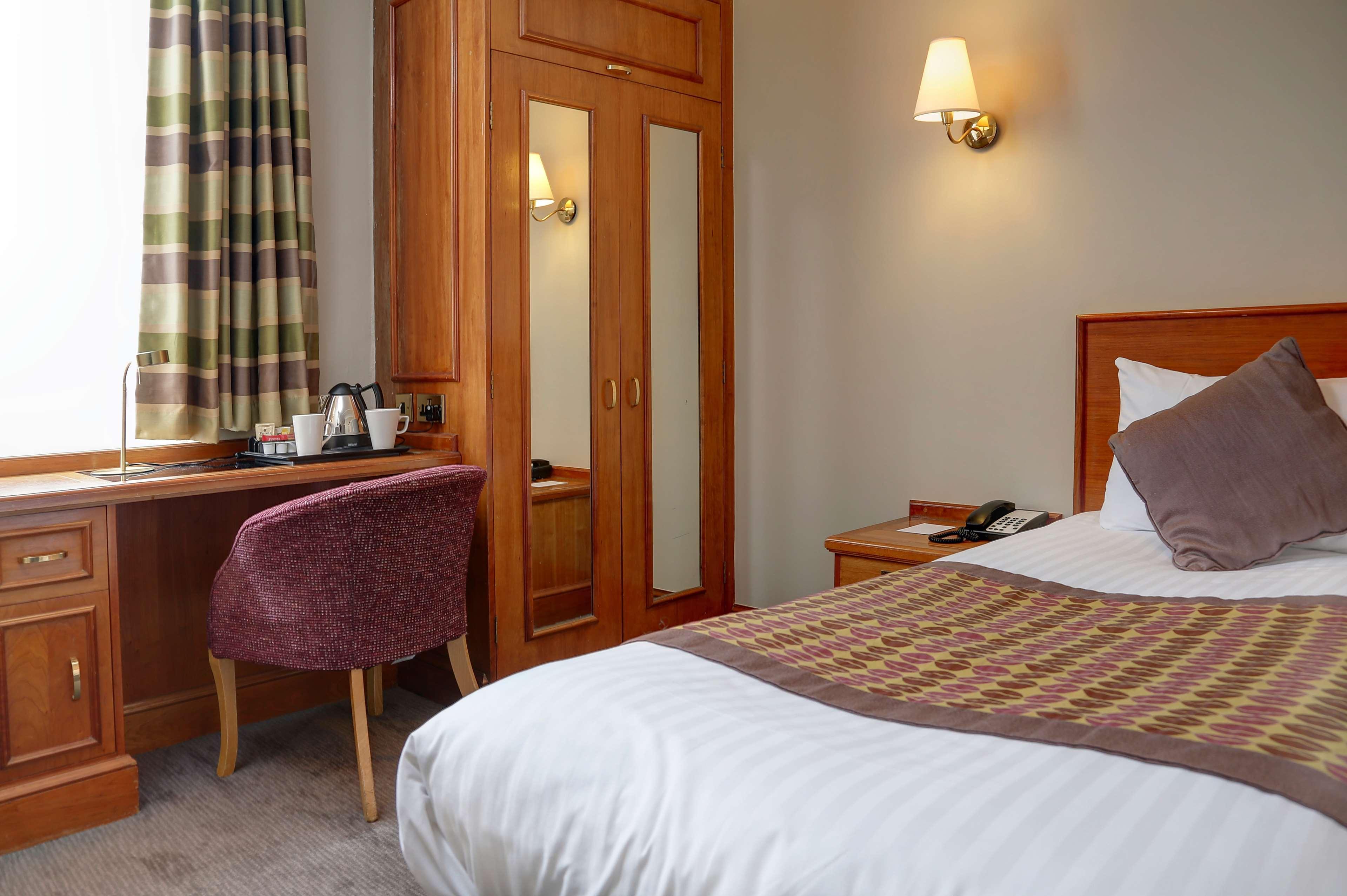 Best Western Plus Pinewood Manchester Airport-Wilmslow Hotel Ngoại thất bức ảnh