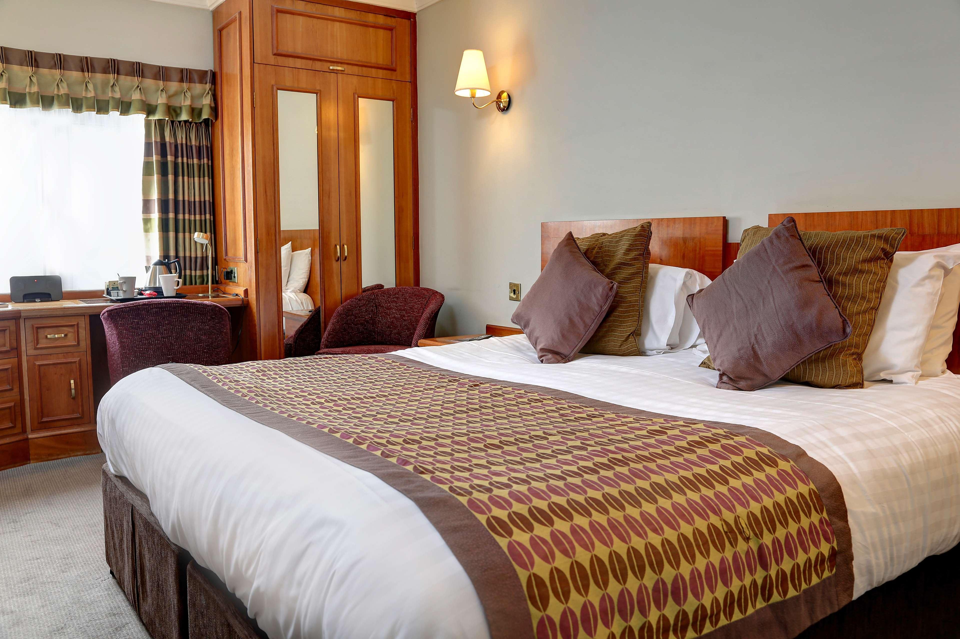 Best Western Plus Pinewood Manchester Airport-Wilmslow Hotel Ngoại thất bức ảnh