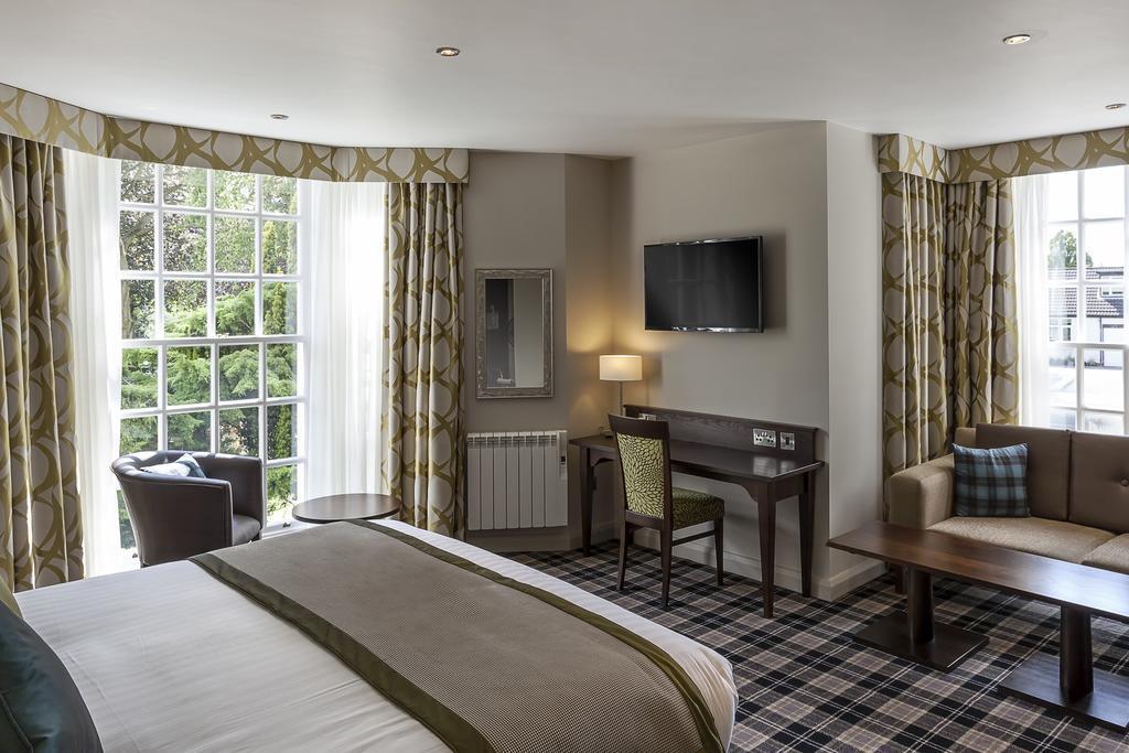 Best Western Plus Pinewood Manchester Airport-Wilmslow Hotel Ngoại thất bức ảnh