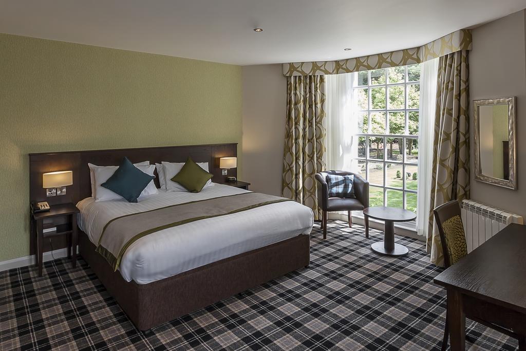 Best Western Plus Pinewood Manchester Airport-Wilmslow Hotel Ngoại thất bức ảnh
